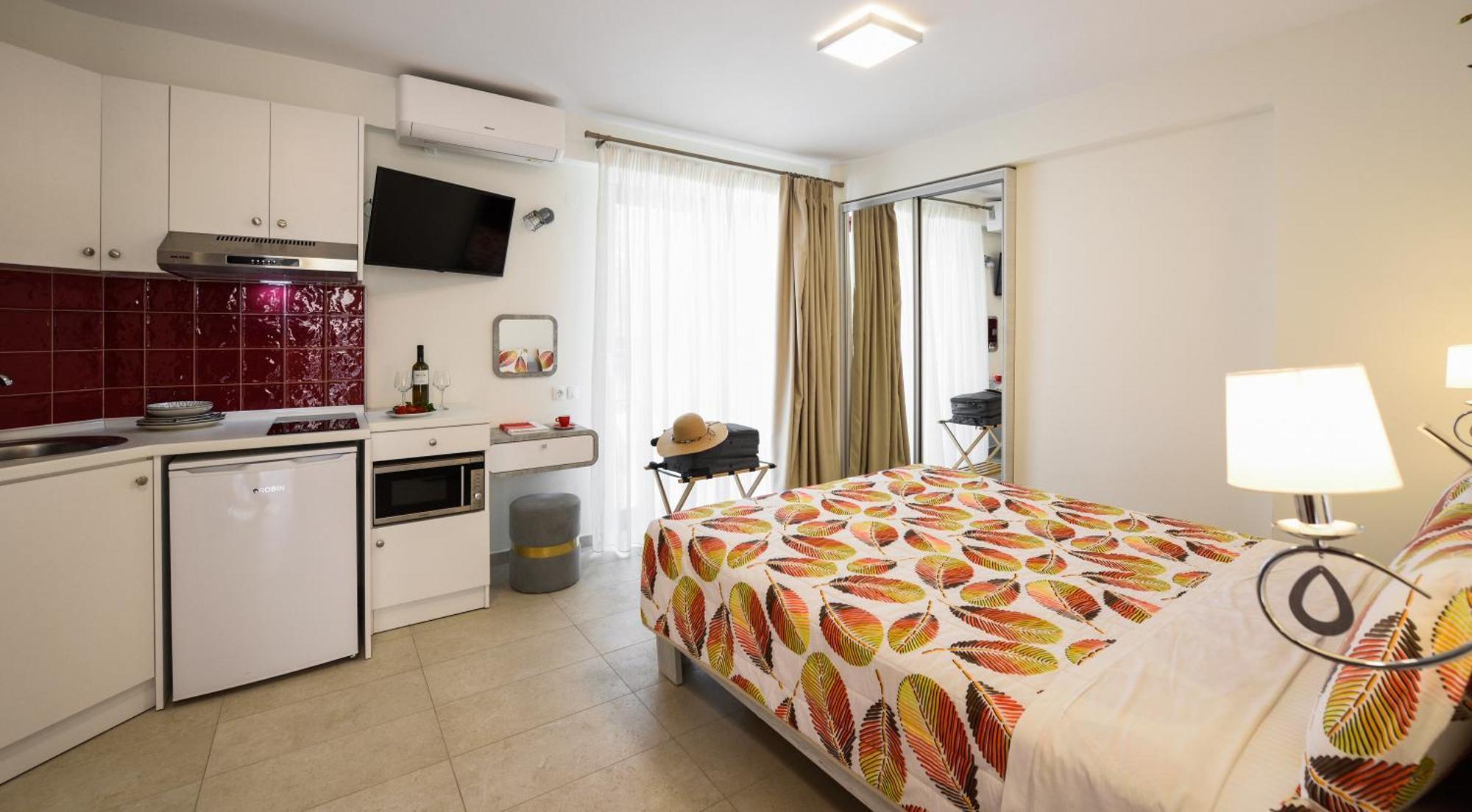 Elpiniki Luxury Rooms Nea Poteidaia Luaran gambar
