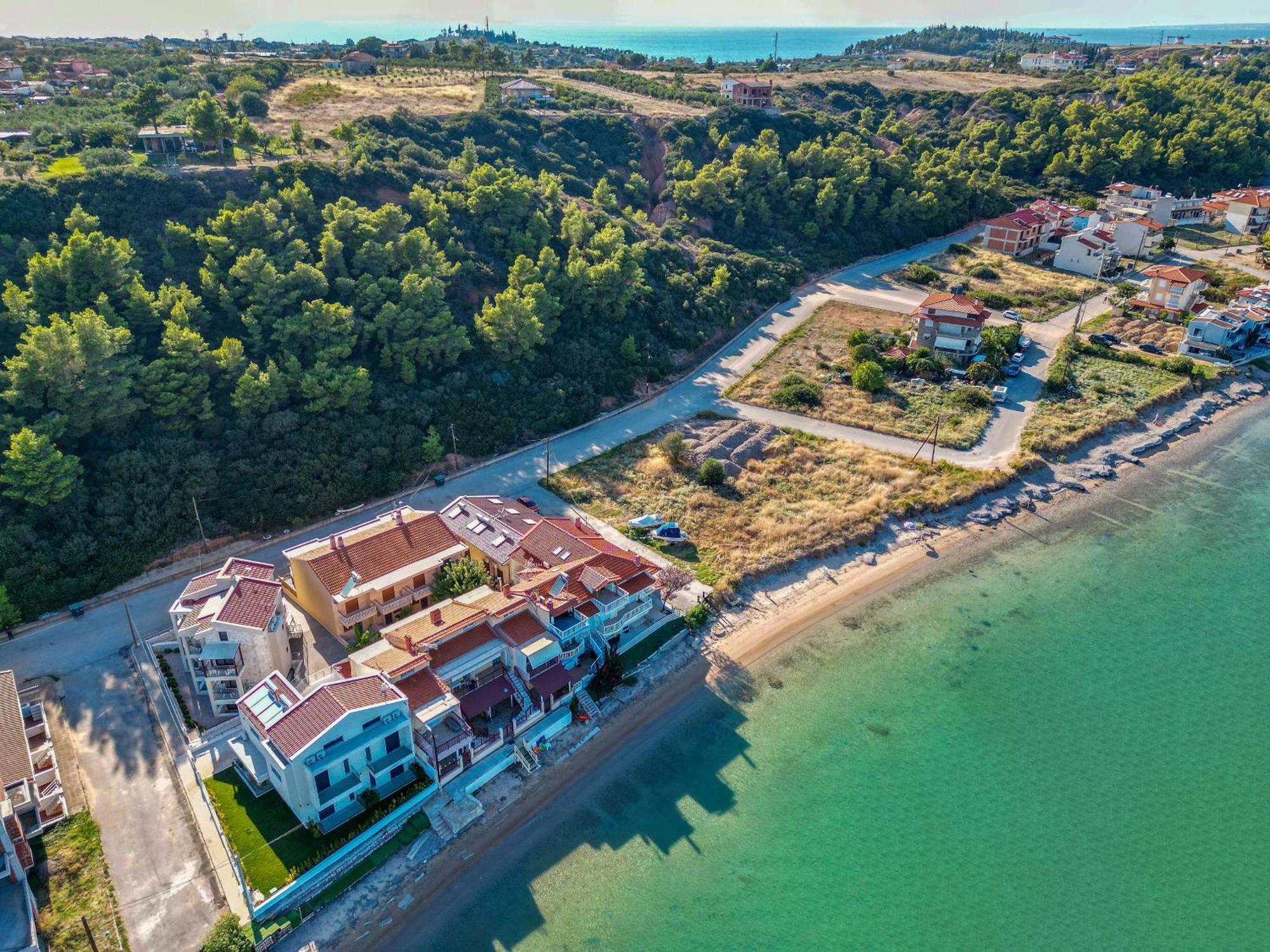 Elpiniki Luxury Rooms Nea Poteidaia Luaran gambar
